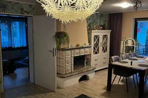 Charmantes Einfamilienhaus mit Kamin & Balkon in Sinsheim. Eigenheim oder Kapitalanlage – Die vollständige Adresse der Immobilie erhältst du vom Anbieter., 74889 Sinsheim – Vorschaubild 2