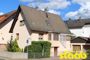 FREISTEHENDES 1 FAMILIENHAUS MIT GARAGEN, HALLE UND GARTENGRUNDSTÜCK – Aschaffenburg (Kreis) – Vorschaubild 1