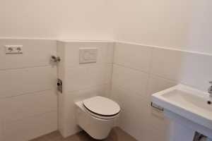 Komplett Grundsanierte 3-Zi.-Whg. mit Balkon u. Garage in ruhiger Wohnlage mit schöner Aussicht ++ – Südliche Weinstraße (Kreis) – Vorschaubild 37