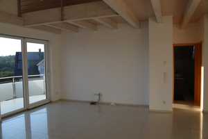 Exklusive, ruhig gelegene Galeriewohnung in einer nur 3-Fam.-Stadtvilla, 108 m2, Balkon im 1. OG – Pforzheim – Vorschaubild 3
