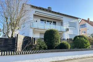 2-Familienhaus mit ausgebautem Dachgeschoss & Option zur Selbstnutzung, ohne Fluglärm! – Die vollständige Adresse der Immobilie erhältst du vom Anbieter., 65239 Hochheim am Main – Vorschaubild 1
