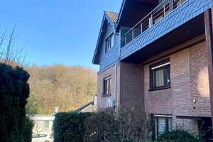 Großes und repräsentatives Einfamilienhaus mit Küche, Garage, Garten und Einliegerwohnung – Leverkusen – Vorschaubild 12