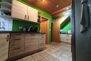 Großzügiges Wohnhaus mit 8 Zimmern und Dachterrasse – Die vollständige Adresse der Immobilie erhältst du vom Anbieter., 74363 Güglingen – Vorschaubild 3