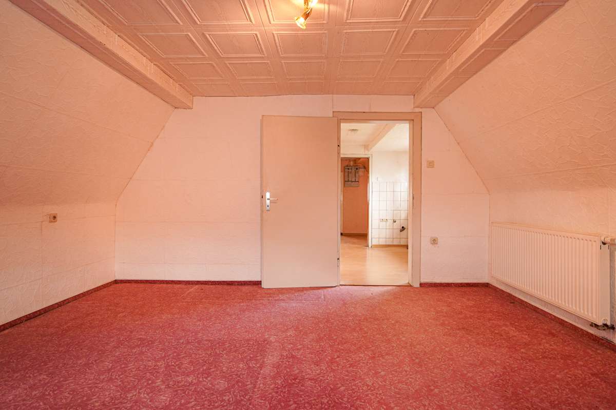 Immobilie in Nentershausen - +++ Geplagtes Einfamilienhaus für die kleine Familie +++ - Bild 6