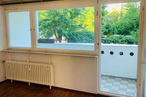 Helles WG-Zimmer mit Blick ins Grüne, 18 m² & 2 Balkonen - Karlsruhe Waldstadt – 76139 Waldstadt, Karlsruhe – Vorschaubild 3