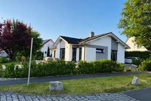 xklusiver Bungalow - Niedrigenergiehaus - Erdwärme + PV-Anlage - Neubaugebiet – 95502 Himmelkron – Vorschaubild 3
