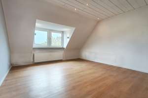 Attraktive 3-Zimmer-Dachgeschosswohnung mit heller Wohnatmosphäre | Eigennutzer oder Kapitalanleger – Die vollständige Adresse der Immobilie erhältst du vom Anbieter., 41063 Eicken, Mönchengladbach – Vorschaubild 9