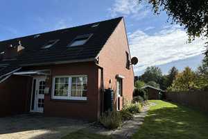 Idyllisches Wohnen in ruhiger Lage: Gepflegtes Reihenendhaus mit Garage und hübschem Garten. – Emden – Vorschaubild 2