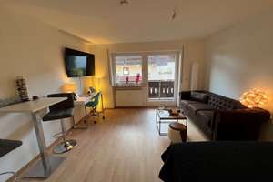 Provisionsfreies top saniertes Apartment im Grünen