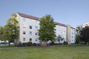 Stop: 4- Zimmerwohnung in Hannover-Buchholz nahe MHH – Tischbeinstr. 36, 30655 Groß-Buchholz, Hannover – Vorschaubild 1