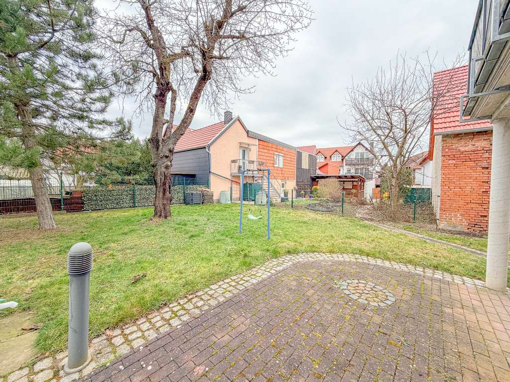 Immobilie in Dingelstädt - Sonne, Freiheit, Zuhause – Haus mit Dachterrasse & Einliegerwohnung - Bild 1
