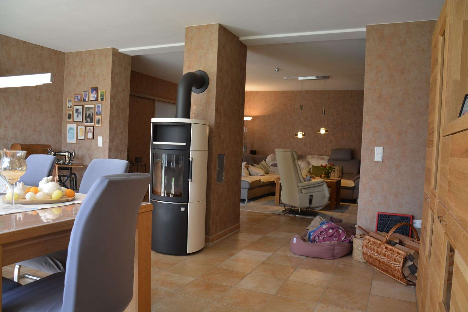 Immobilie in Nordwalde - Modernisiertes Familienhaus mit großem Süd-West-Garten, Photovoltaik und Wärmepumpe - Bild 4