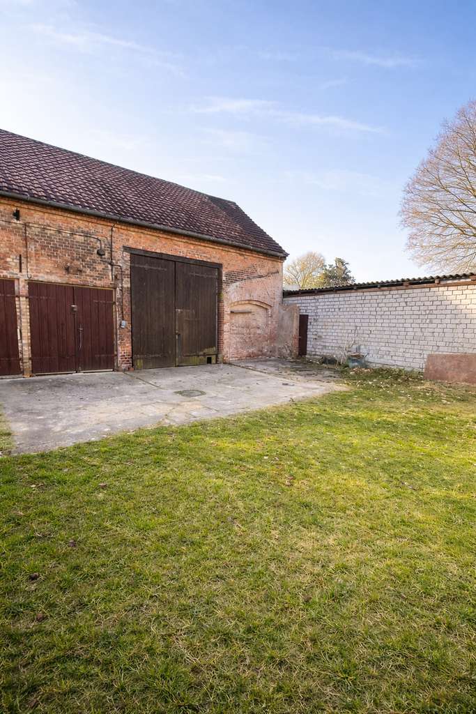 Immobilie in Liebenwalde - Vom alten Hof zum neuen Leben – 9.682 m² pure Möglichkeiten - Bild 2