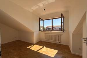 2 Zimmer Dachgeschosswohnung mit ruhigem Westbalkon und Blick ins Grüne – Hansjakobstraße 107b, 81825 Josephsburg, München – Vorschaubild 9