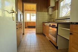Freistehendes Einfamilienhaus mit großem Garten und Pool – Kapellenbergstraße 44, 71120 Grafenau – Vorschaubild 5