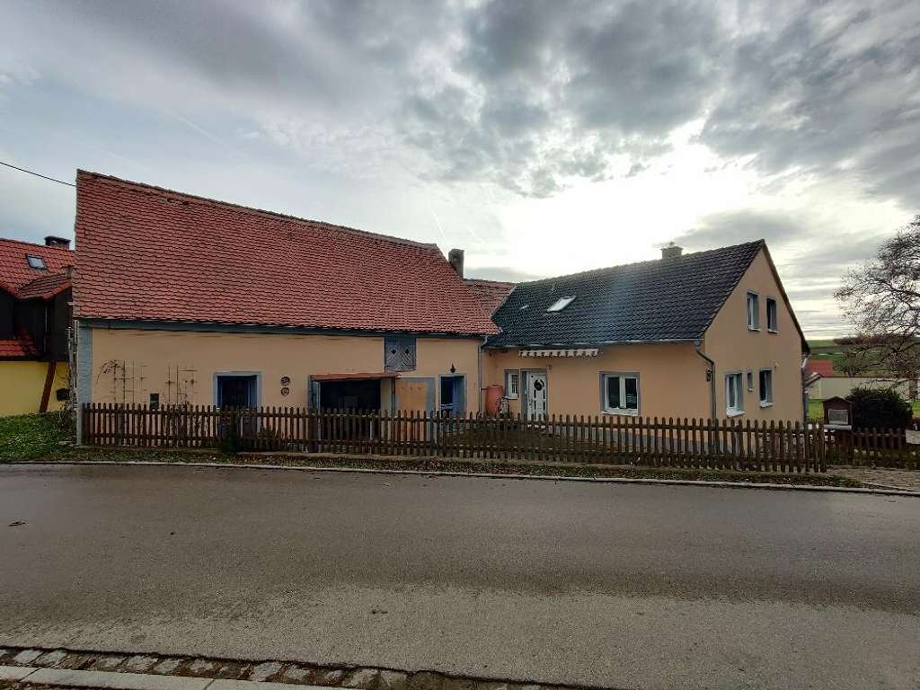 Immobilie in Heidenheim - Handwerker/Sanierer/Investor: bewohnbarer Wohnteil mit Altbau und Entwicklungspotenzial - Bild 0