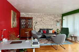 Großzügiges Wohnerlebnis: Design-Küche, Echtholzparkett & zwei Balkone – Moerser Str. 20, 47798 Cracau, Krefeld – Vorschaubild 2