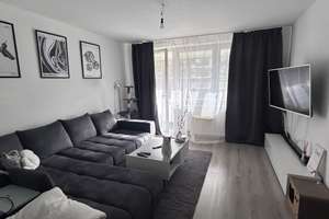 Helle und gemütliche, komplett möblierte 3-Zimmer Wohnung