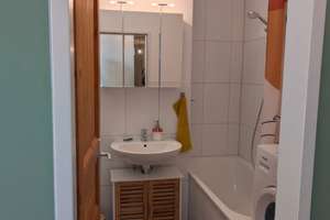 ***Neuwertige, helle, attraktive 2 ZKB- EG. Wohnung, Nähe Rheinufer*** – Adolf-Todt Straße  14, 65205 Biebrich, Wiesbaden – Vorschaubild 16