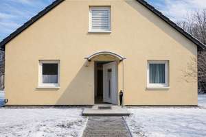 www.immovista.de  BEZUGSFREIES EINFAMILIENHAUS IM SPECKGÜRTEL VON DRESDEN – Die vollständige Adresse der Immobilie erhältst du vom Anbieter., 1723 Wilsdruff – Vorschaubild 1