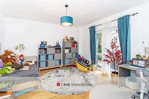 Design trifft Komfort: Stilvolle Doppelhaushälfte mit Pool – Die vollständige Adresse der Immobilie erhältst du vom Anbieter., 12209 Lichterfelde, Berlin – Vorschaubild 11