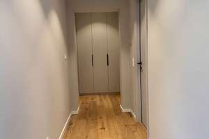 Luxus Dachgeschoss Wohnung (große Loggia ) -  Komplett saniert  - mit Klimaanlage & Einbauküche – Hermannstr. 22, 40233 Flingern Nord, Düsseldorf – Vorschaubild 28