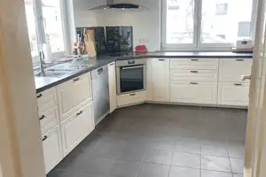 Attraktives, renoviertes Einfamilienhaus auf großzügigem Grundstück – Ihr neues Zuhause wartet!“ – Aichach-Friedberg (Kreis) – Vorschaubild 3