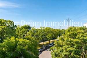 Attraktive 4-Zimmer-Eigentumswohnung mit Loggia und überdachtem Stellplatz – Die vollständige Adresse der Immobilie erhältst du vom Anbieter., 80939 Am Hart, München – Vorschaubild 4