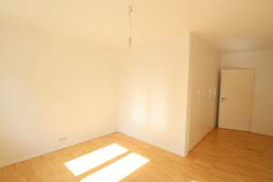 Lichtdurchflutete 3,5-Zimmer-Eigentumswohnung in bester Wohnlage – Die vollständige Adresse der Immobilie erhältst du vom Anbieter., 70193 Kräherwald, Stuttgart – Vorschaubild 7