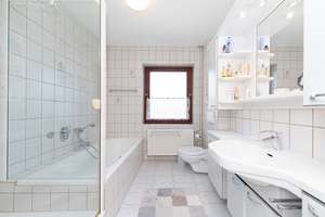 Sterup: Ein Zuhause voller Möglichkeiten – 6 Zimmer, Vollkeller & sonniger Garten – Die vollständige Adresse der Immobilie erhältst du vom Anbieter., 24996 Sterup – Vorschaubild 11