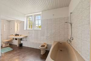 Stilvolle Maisonette-Wohnung in denkmalgeschütztem Altbau in Bonn-Süd! 360° Begehung – Die vollständige Adresse der Immobilie erhältst du vom Anbieter., 53113 Südstadt, Bonn – Vorschaubild 8