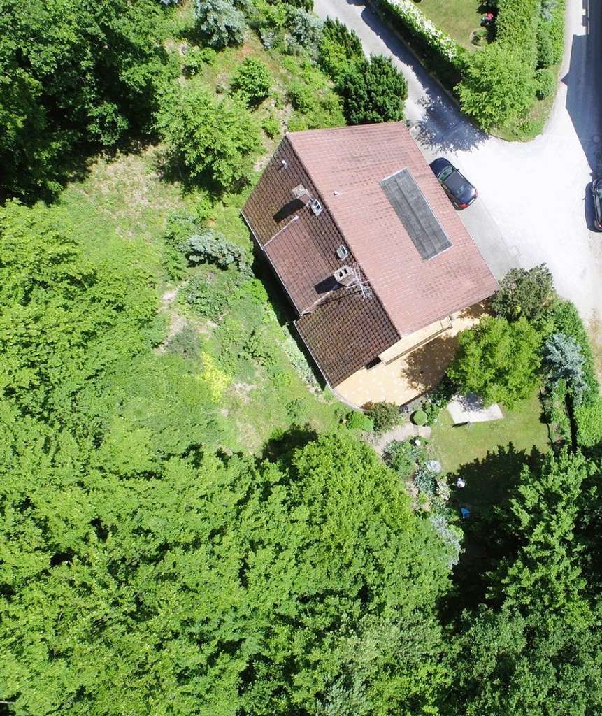 Immobilie in Hahnstätten - Charmantes Einfamilienhaus, renovierungsbedürftig, in toller Lage von Hahnstätten  - Nähe  Limburg/D - Bild 4