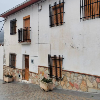 Haus zum Verkauf in Alfarnateno, Axarquía, Malaga