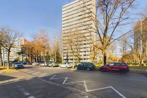 verfügbar ab 01.08.2026  - schöne 3 Zimmer Wohnung mit 2 Balkonen und  Alpenblick  I EBK I TG I – Die vollständige Adresse der Immobilie erhältst du vom Anbieter., 81925 Parkstadt, München – Vorschaubild 5