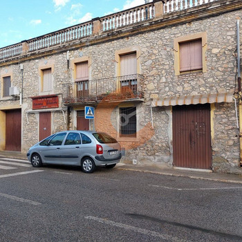 Haus zum Verkauf in Montmell El, 5 Schlafzimmer.