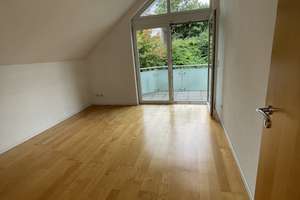 Großzügiges Haus mit ELW, 8 Zimmern in Ditzingen-Hirschlanden – Die vollständige Adresse der Immobilie erhältst du vom Anbieter., 71254 Ditzingen – Vorschaubild 9