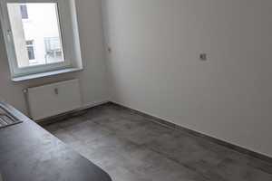 Saniert: 3-Raum-Wohnung mit EBK & Balkon !!! – Heidestr. 29, 39112 Magdeburg – Vorschaubild 2