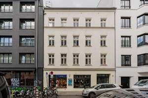 2,5 Zimmer mit Balkon in exzellenter Lage