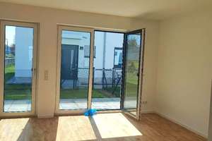 Neuwertige Reiheneckhaus mit 5 Zimmern in München M Zone