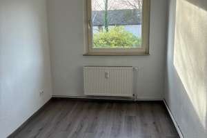Sehr schön geschnittene 3 Zimmer Wohnung mit Balkon in Gelsenkirchen zu vermieten – Feldhauser Straße 139, 45896 Scholven, Gelsenkirchen – Vorschaubild 5