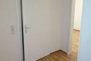 Modernisierte 2 Zimmerwohnung in Cronenberg – Kampstraße 13, 42349 Cronenberg, Wuppertal – Vorschaubild 3