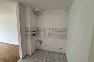 Modernisierte 1-Zimmer-Wohnung stadtnah mit TG-Stellplatz – Sattelhofstraße 30, 4179 Leutzsch, Leipzig – Vorschaubild 3