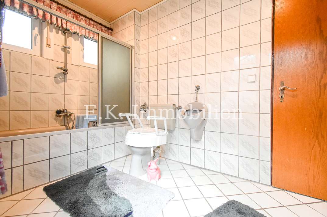 Immobilie in Rhauderfehn - *** Einfamilienhaus im Ortskern **** - Bild 5