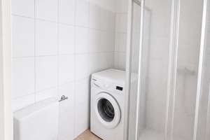 1,5-Zimmer-Wohnung im Dachgeschoss in Wiesbaden – Winkeler Straße 4, 65197 Rheingauviertel / Hollerborn, Wiesbaden – Vorschaubild 7