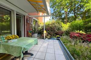 Ihre ruhige Terrasse mit viel Grün genießen und dennoch in zentraler Lage zuhause sein! – Die vollständige Adresse der Immobilie erhältst du vom Anbieter., 22145 Rahlstedt, Hamburg – Vorschaubild 2