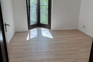 Alltagstaugliche 3-Zimmer-Wohnung in der Kölner Neustadt-Süd – Hohenstaufenring 55, 50674 Neustadt/Süd, Köln – Vorschaubild 8