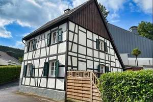 Charmantes renoviertes Fachwerkhaus aus 1870 mit Holzremise und Terrasse in Hagen-Holthausen