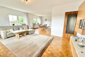 Wohnkomfort auf ganzer Linie – Großzügige Eigentumswohnung mit zwei Balkonen und Garage – Die vollständige Adresse der Immobilie erhältst du vom Anbieter., 97941 Tauberbischofsheim – Vorschaubild 3