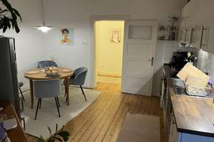 Schöne 3-Zimmer-Altbauwohnung mit großem Balkon in zentraler Lage in Hamburg-Eimsbüttel – Die vollständige Adresse der Immobilie erhältst du vom Anbieter., 20357 Eimsbüttel (Ortsteil), Hamburg – Vorschaubild 10