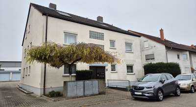 Gut vermietete 2 Zimmer-ETW, Balkon, Garage und Stellplatz